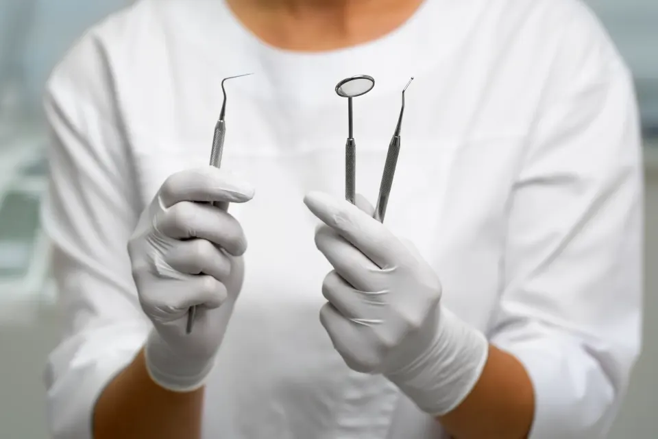 Abstract soft gradient background representing dental restoration and care