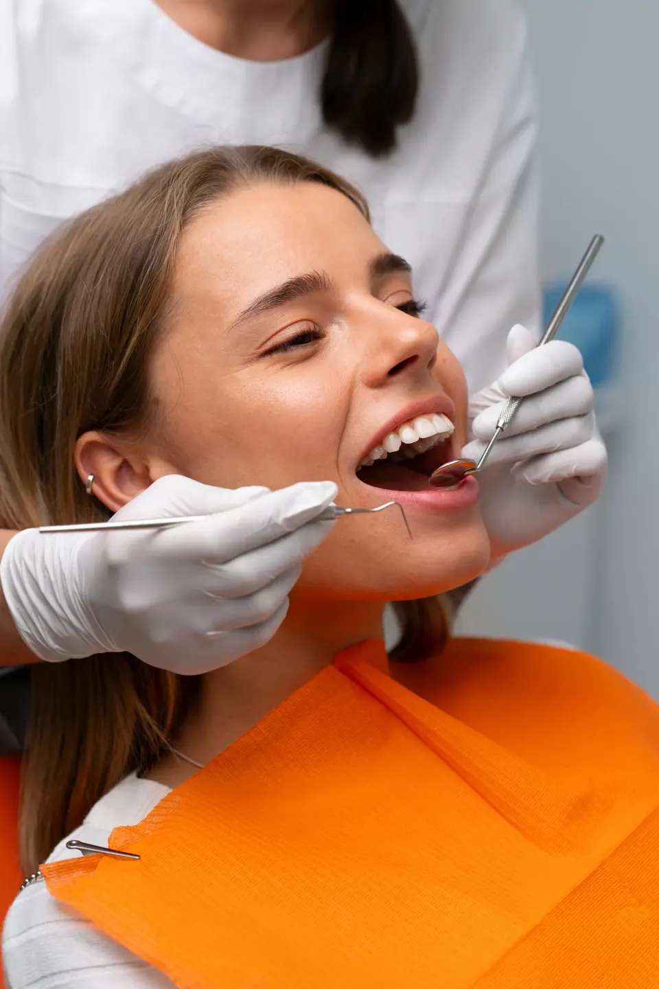Safety and clinical information for tooth extraction at Dental World Longwood