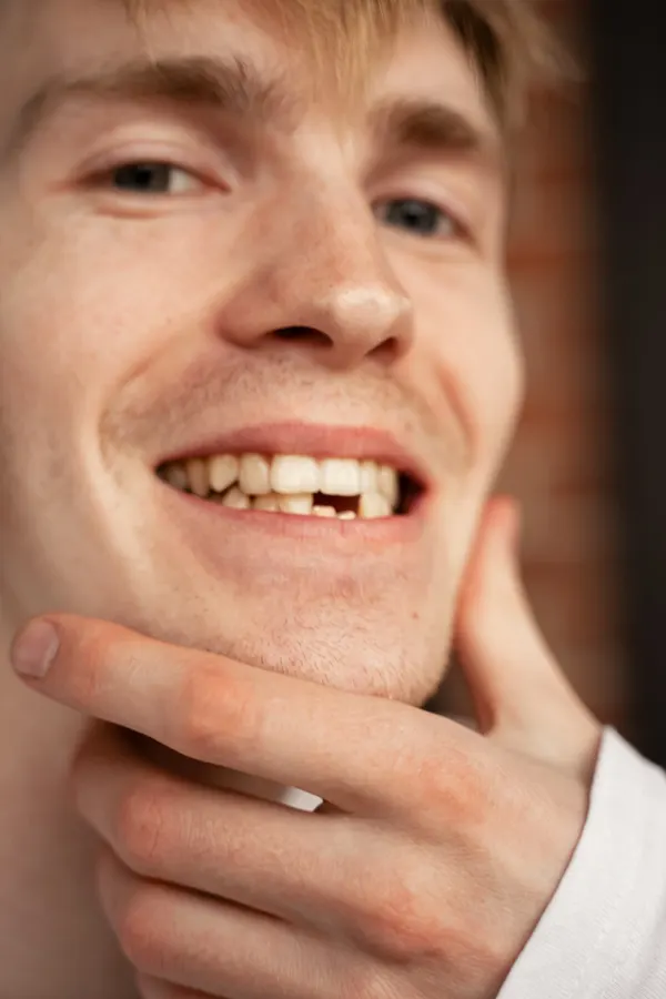 Living With Missing or Failing Teeth
