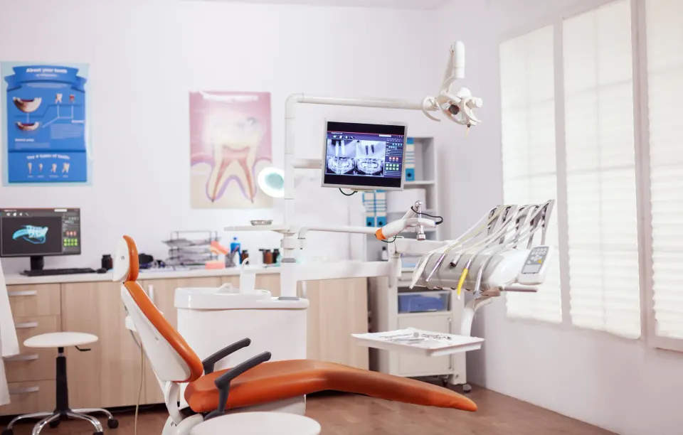 Abstract soft gradient background representing emergency dental care