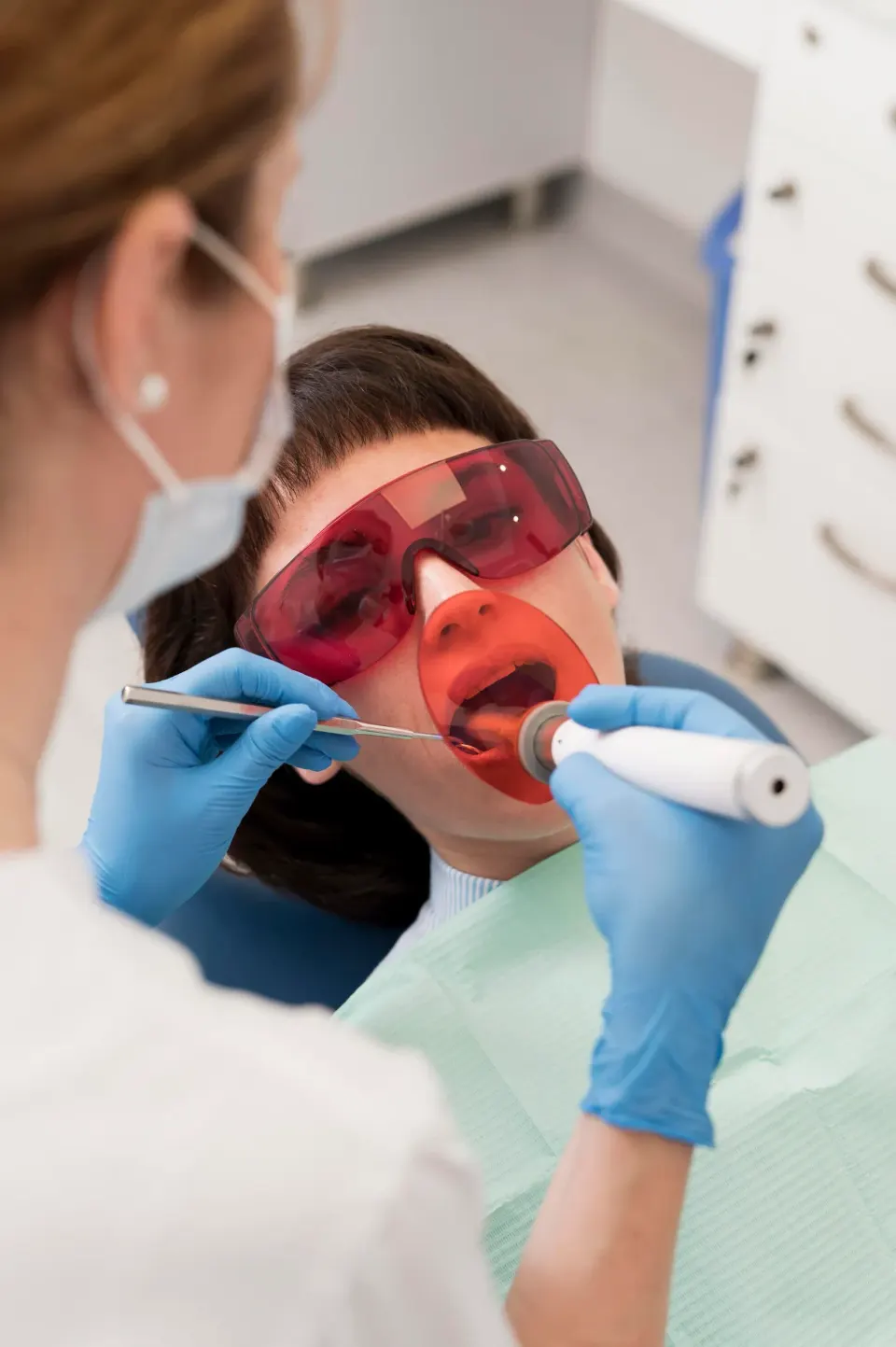 Close-up illustration of teeth grinding effects at Dental World Longwood