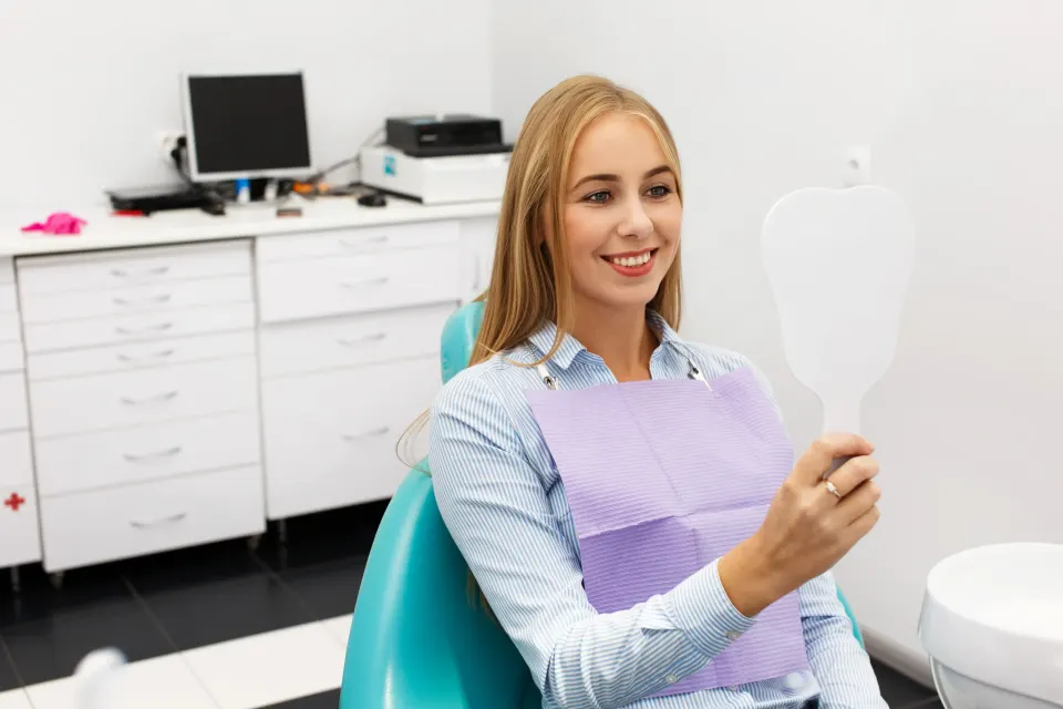 Abstract soft gradient background representing dental implant treatment areas at Dental World