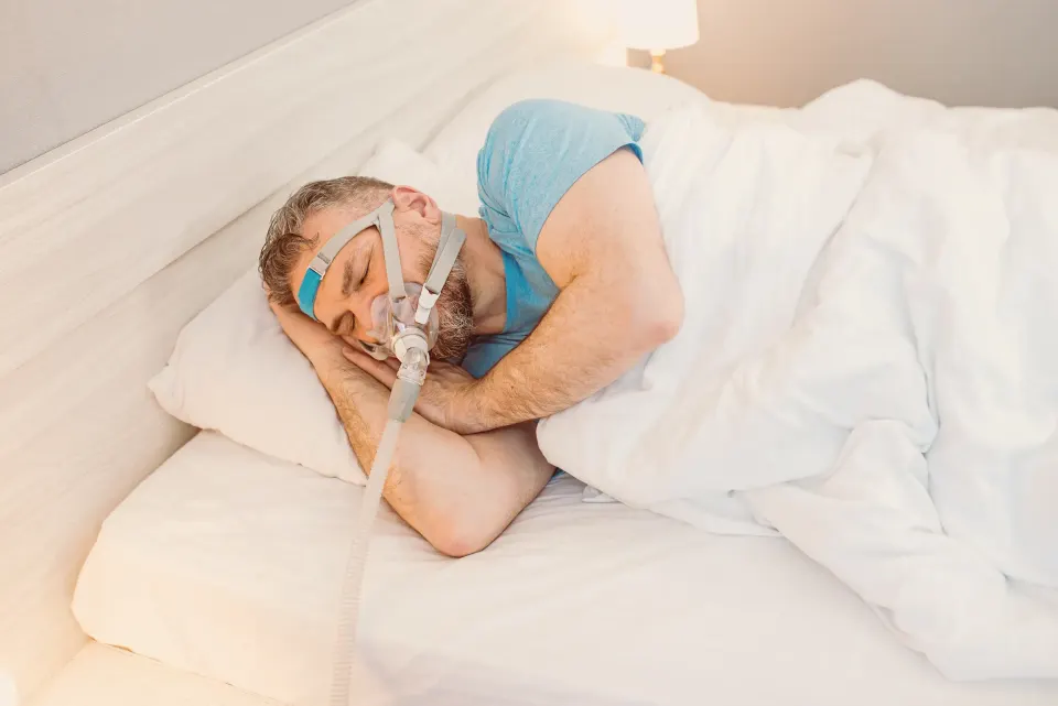 Abstract soft gradient background representing restful sleep and airway health